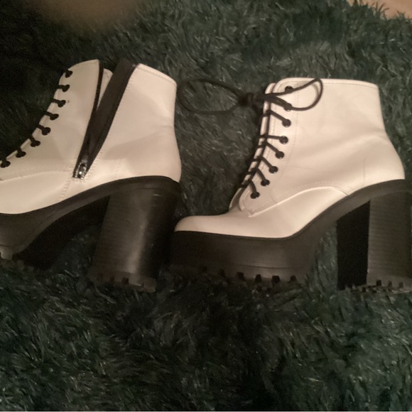 Combat boots - Picture 2 of 7